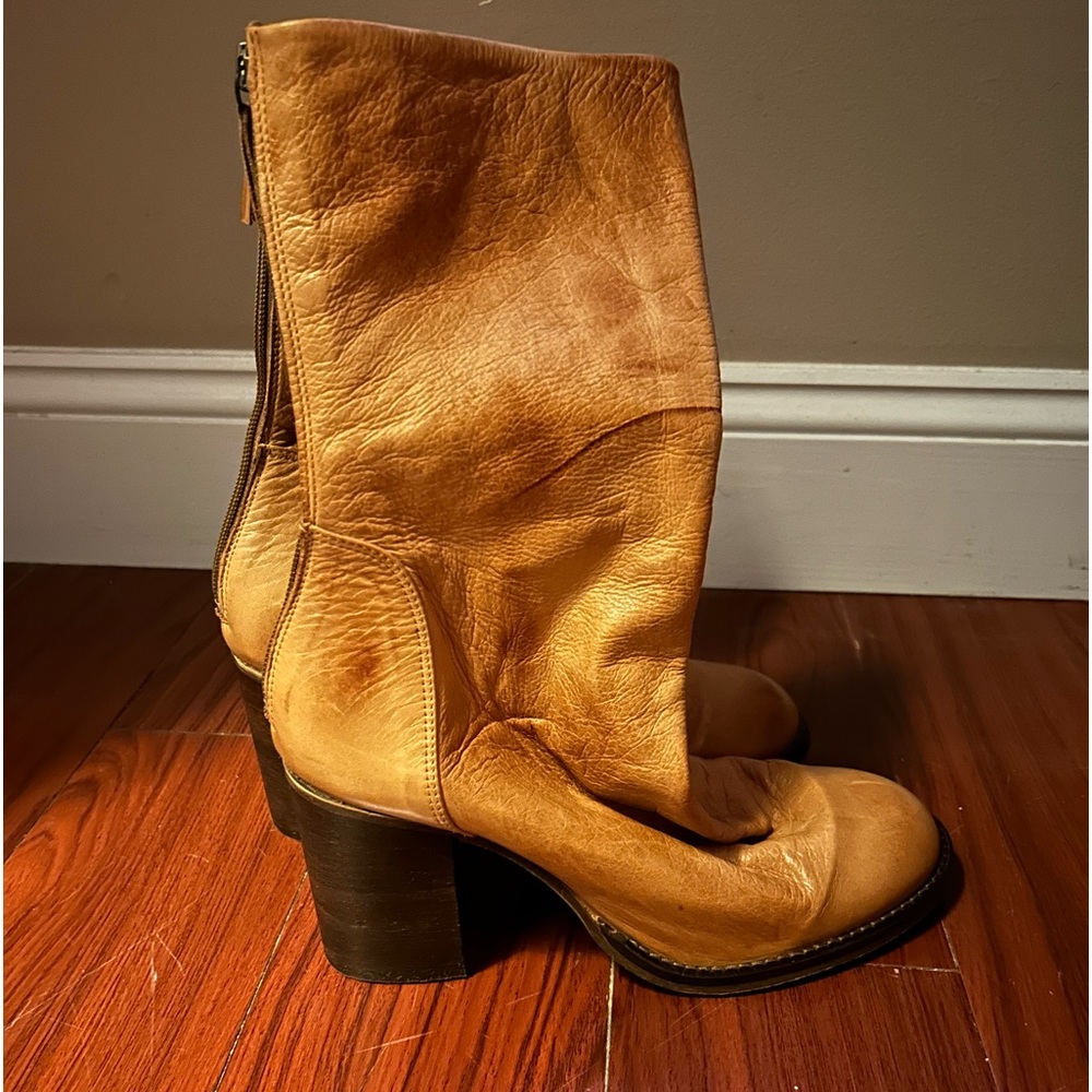 Free People Mustard Yellow boots, never worn, Sz 40 (9.5-10)